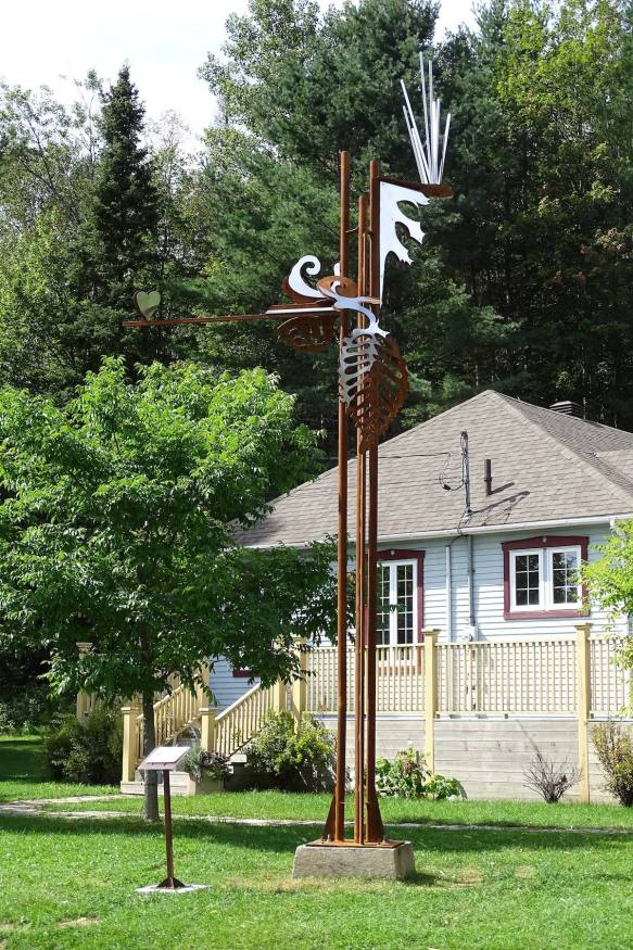 Sculpture de Pierre Leblanc_Hommage à Tinguely._